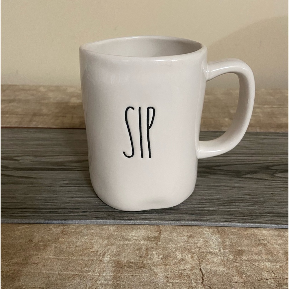 Rae Dunn SIP Mug